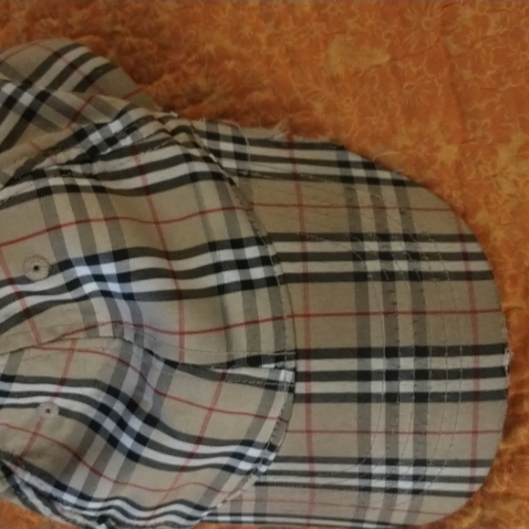 AUTHENTIC  Burberry Cap/ Free Bonus Leggings. - Picture 14 of 16